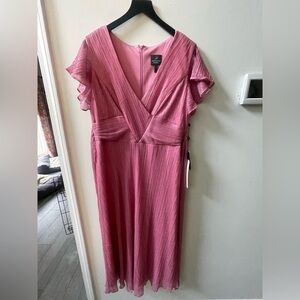 NWT Adrianna Papell short sleeve dress, pink, size 16